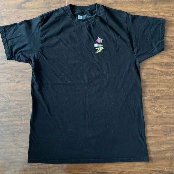 ⭐️3/$15 Mens Graphic Tee - Picture 3 of 7